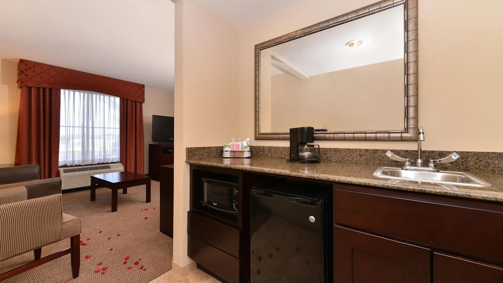 Hampton Inn & Suites Phoenix/Gilbert Hotel